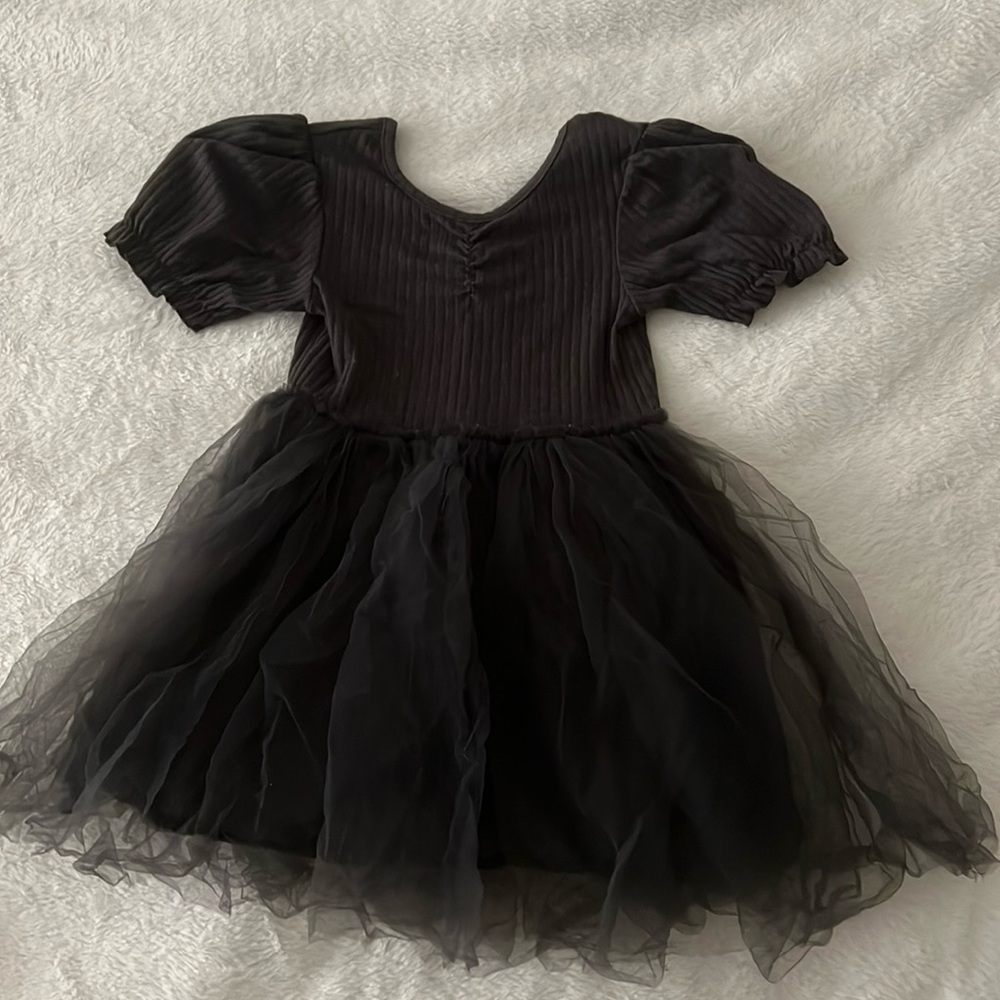 Cotton on kids size 3 gray tulle twirling dress with puffy sleeves